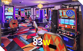 A Ascensão dos Esportes Eletrônicos: Um Novo Paradigma no Entretenimento